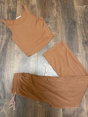 Ribbed Matching Set Brown Tank & Wide Leg Pants Size M
